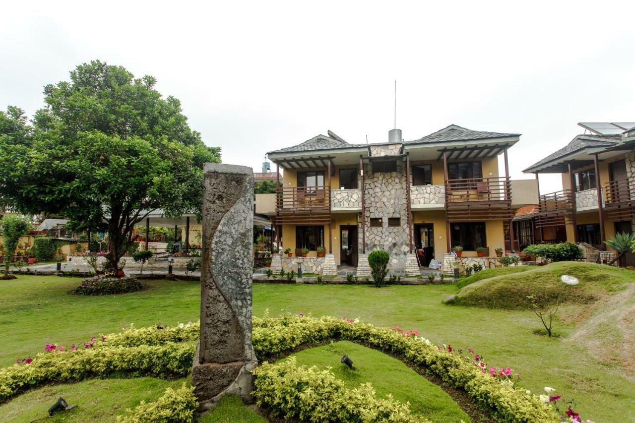 เดอะ เลคไซด์ รีทรีท Hotel โพคารา ภายนอก รูปภาพ